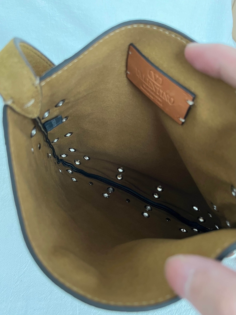 Va1e*ntin0 satchel bag